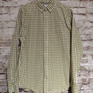 🎯Green & White Gingham button down shirt🎯